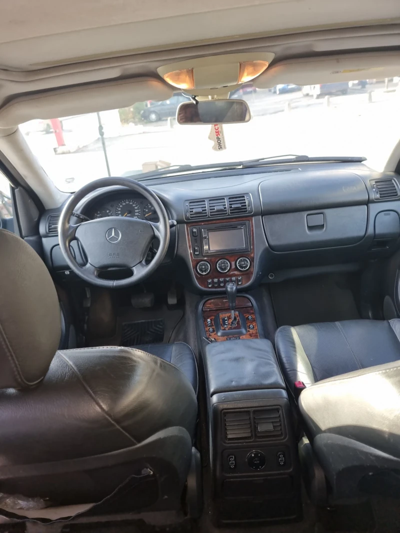 Mercedes-Benz ML 270 2700, снимка 8 - Автомобили и джипове - 48140915