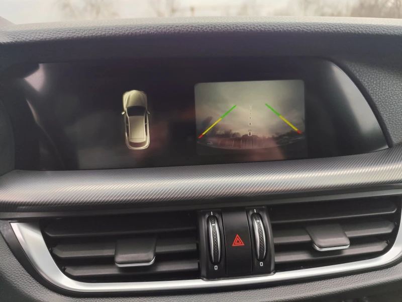 Alfa Romeo Stelvio 2.2D* Q4* SPORT EDITION* 4X4* АВТОМАТИК* LED* EU6В, снимка 8 - Автомобили и джипове - 53455534