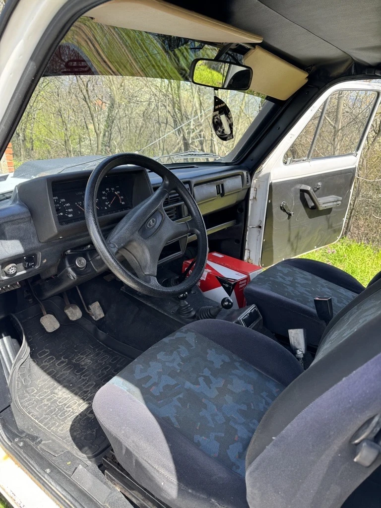 Lada Niva, снимка 15 - Автомобили и джипове - 54226211