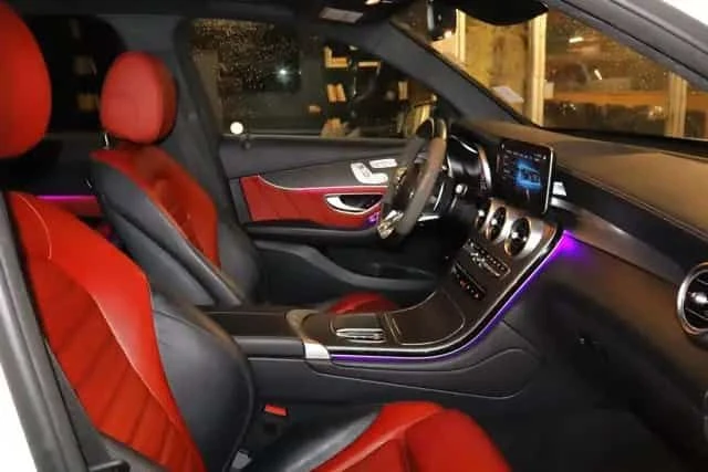 Mercedes-Benz GLC 43 AMG  Night PKG * ПОДГРЕВИ * ПАНО * KEYLESS* CARFAX, снимка 10 - Автомобили и джипове - 54416060