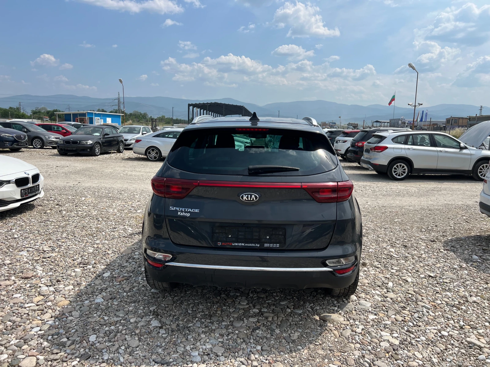 Kia Sportage 1.6 (КАТО НОВА) - изображение 7