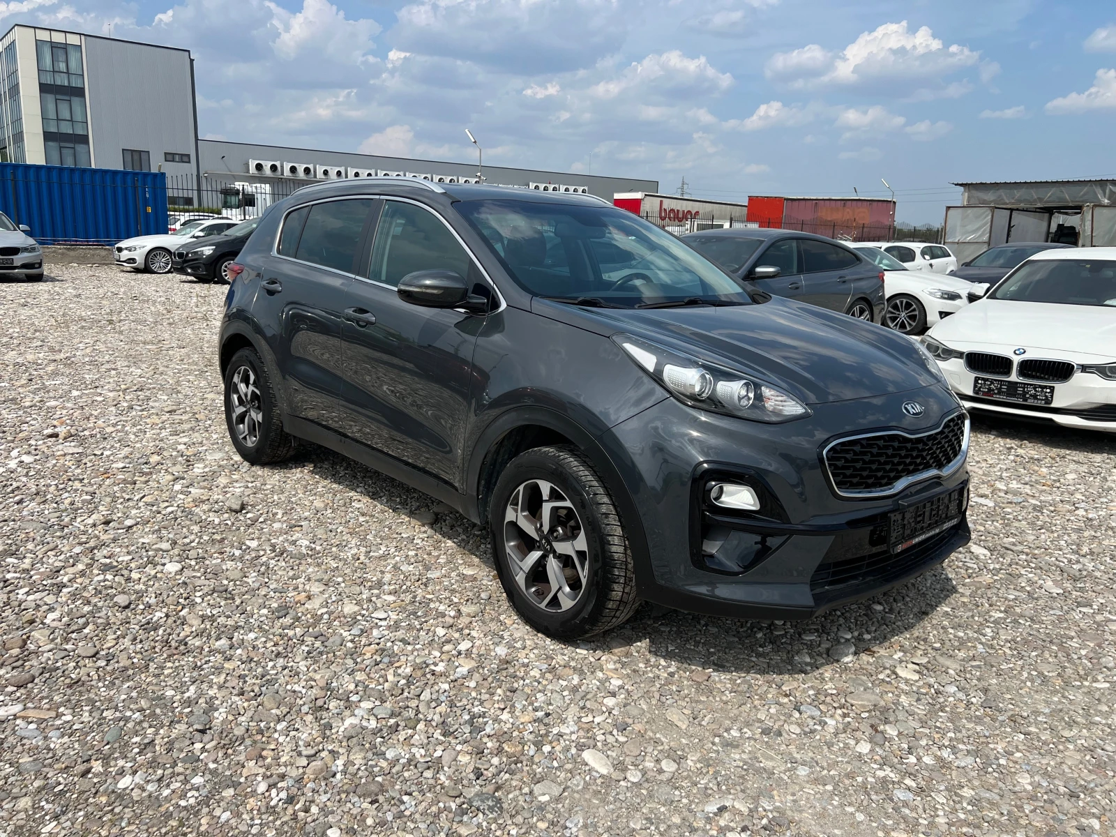 Kia Sportage 1.6 (КАТО НОВА) - изображение 3
