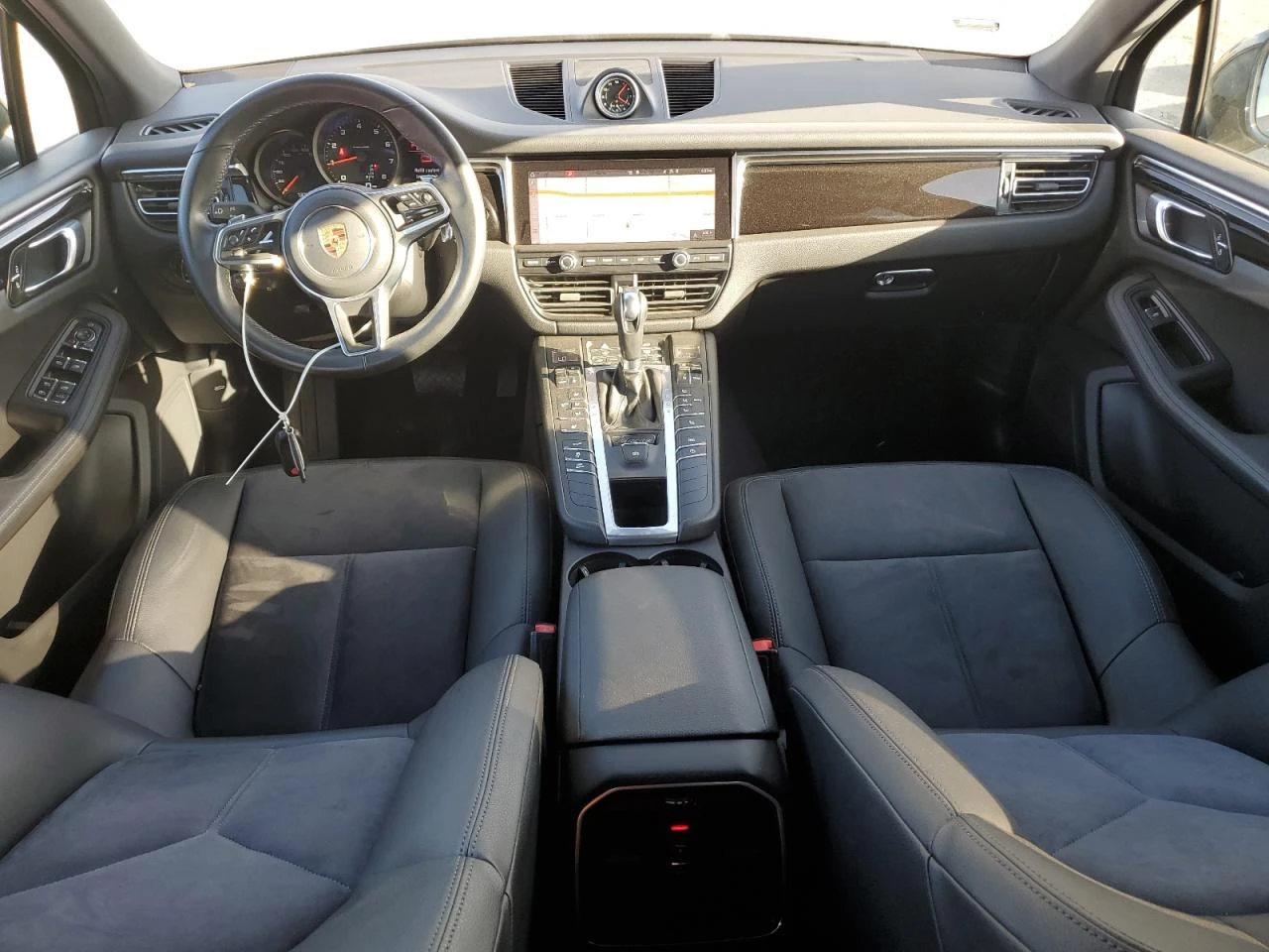 Porsche Macan  - изображение 8