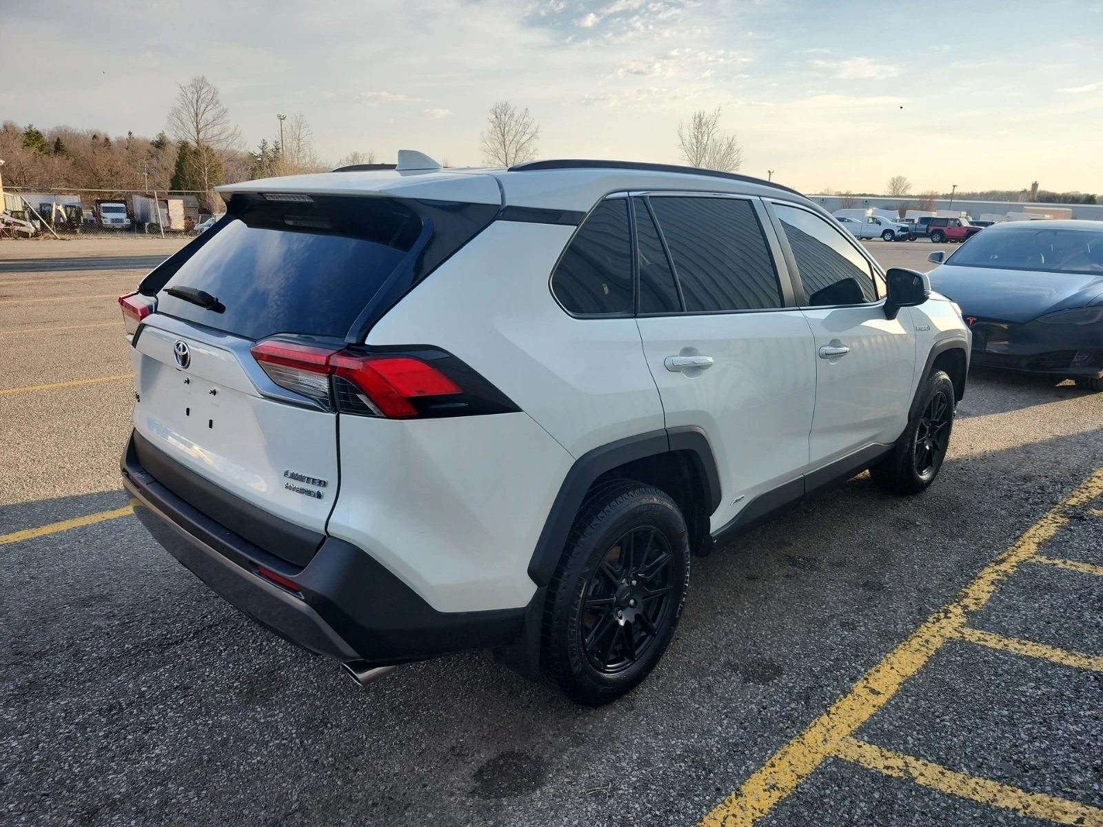 Toyota Rav4 HYBRID LIMITED * * CARFAX * * ���� ������ * *  | Mobile.bg � ����������� 4