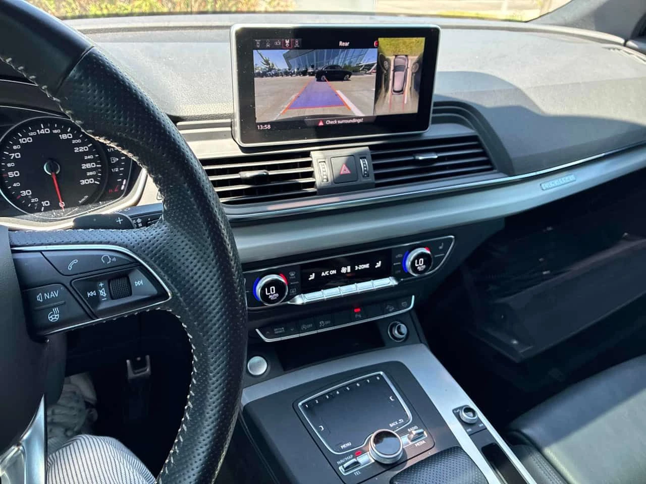 Audi Q5 PROGRESSIV S-LINE* 360КАМЕРИ* , снимка 9 - Автомобили и джипове - 54802436
