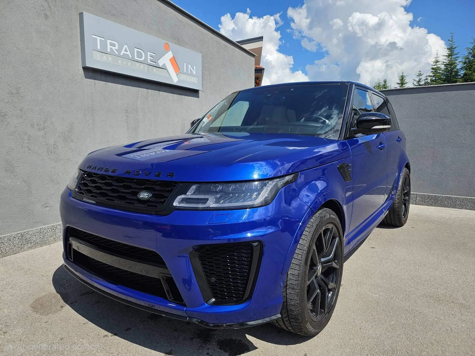 Land Rover Range Rover Sport SVR 5.0L V8 SUPERCHARGED
