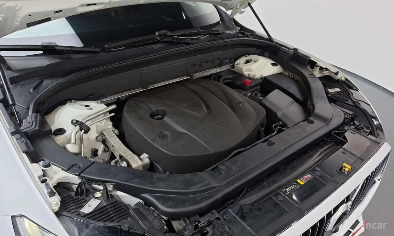 Volvo XC60 D5 Inscription | АВТОФИНАНСИРАНЕ, снимка 6 - Автомобили и джипове - 55792191