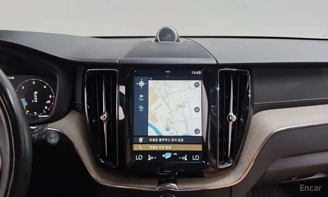 Volvo XC60 D5 Inscription | АВТОФИНАНСИРАНЕ, снимка 12 - Автомобили и джипове - 55792191