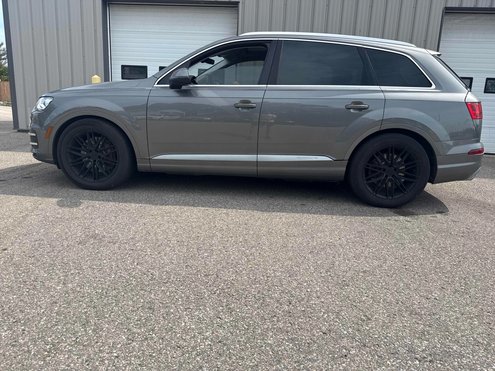 Audi Q7 QUATTRO * 360 КАМЕРА* ОБДУХВАНЕ* ПАНОРАМА* , снимка 3 - Автомобили и джипове - 55887632