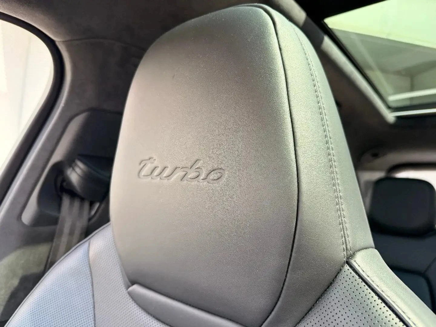 Porsche Cayenne Turbo 4.0 V8, снимка 13 - Автомобили и джипове - 55937932