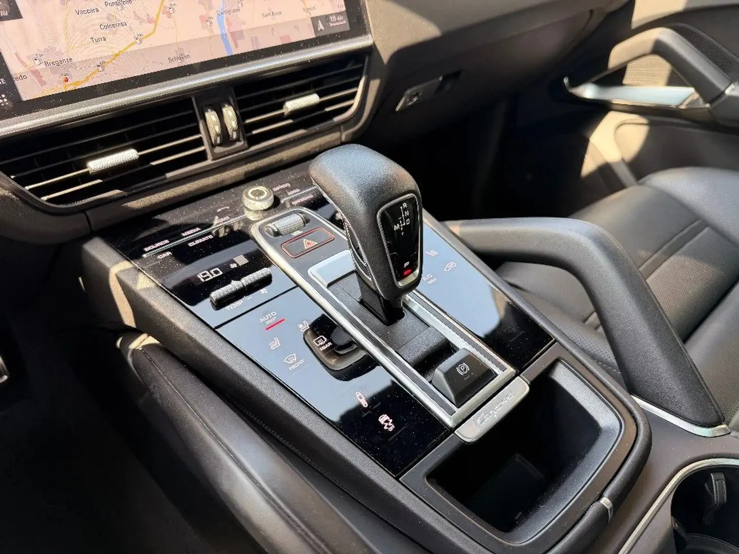 Porsche Cayenne Turbo 4.0 V8, снимка 12 - Автомобили и джипове - 55937932