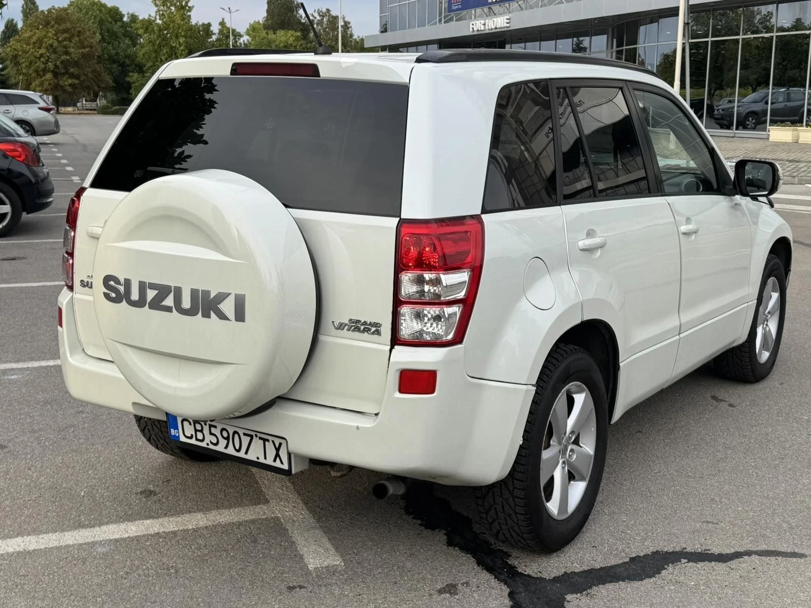 Suzuki Grand vitara, снимка 4 - Автомобили и джипове - 56168026