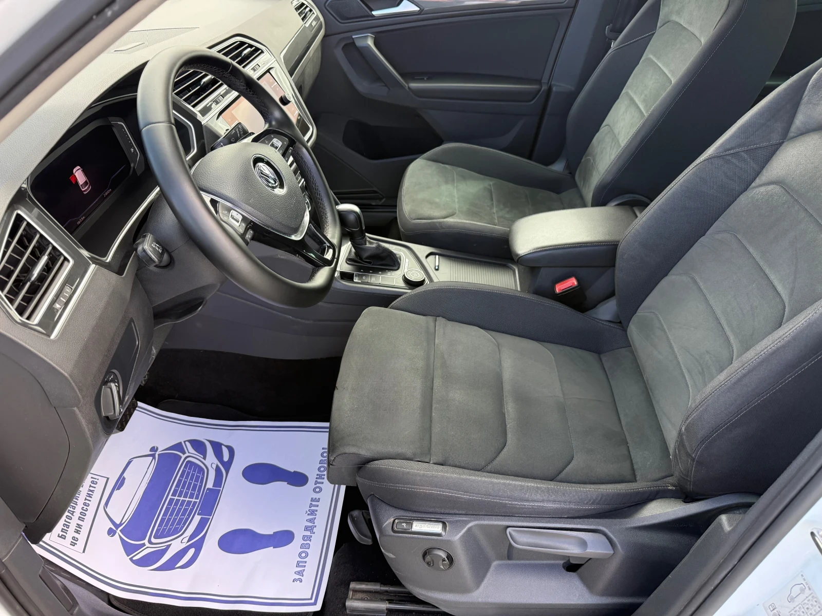 VW Tiguan (KATO НОВА)^(4x4)^(R-Line), снимка 11 - Автомобили и джипове - 56178847