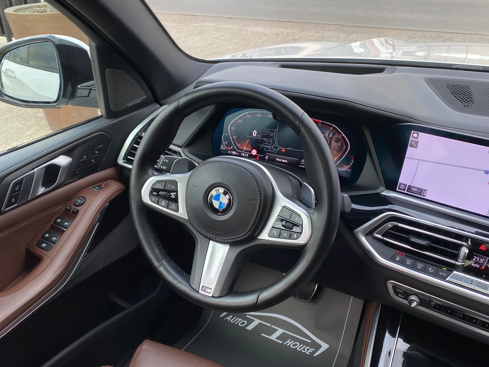 BMW X5 M-Pack* Laser* Sky Lounge* Massage* Harman/Kardon*, снимка 13 - Автомобили и джипове - 56710258