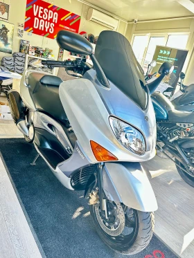  Yamaha T-max