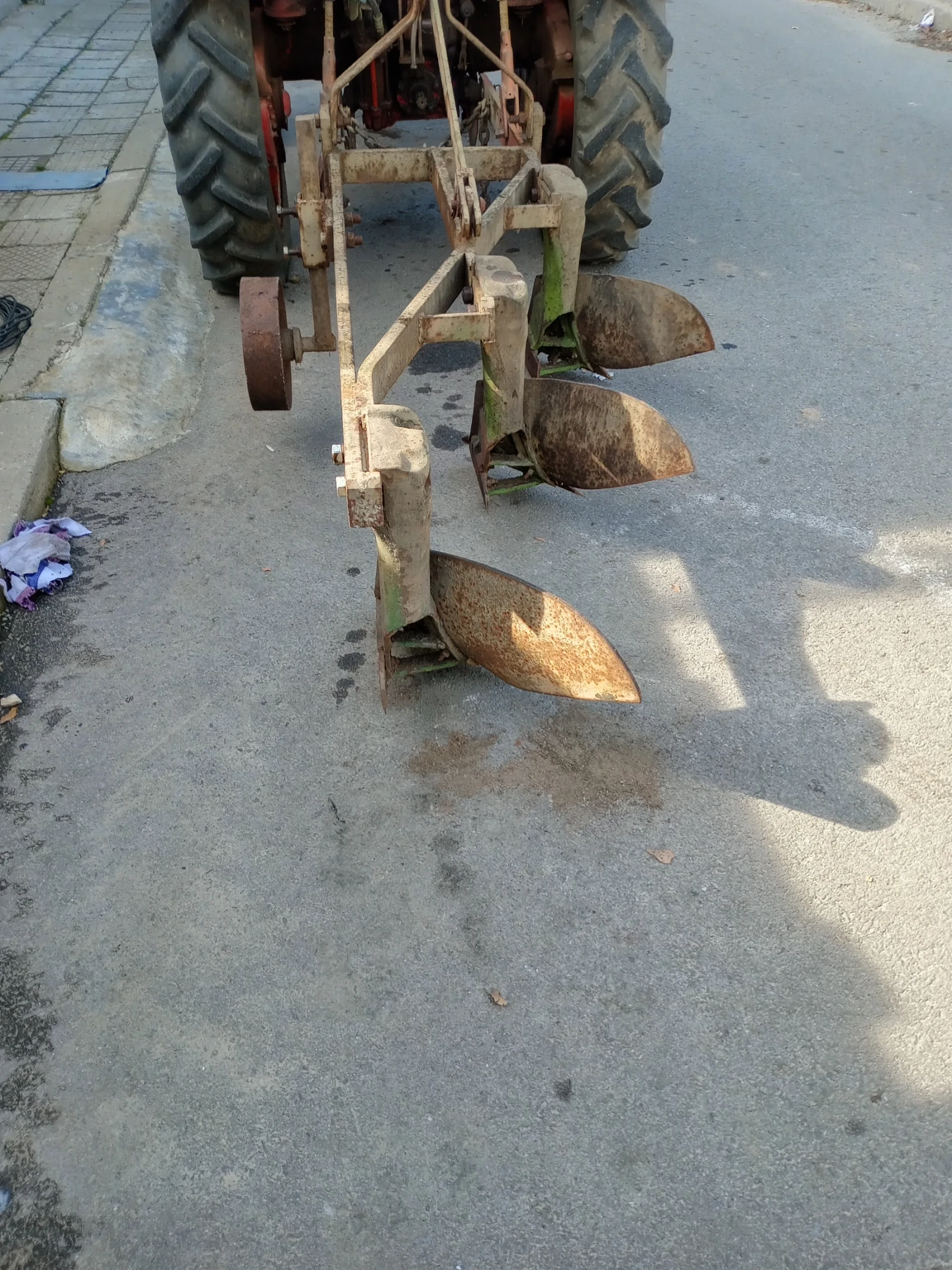 Плуг Друга марка  - изображение 2