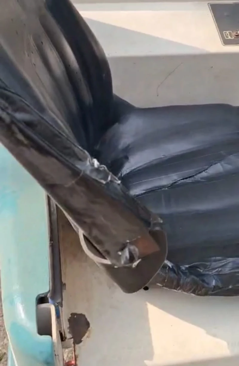 Други специализирани машини Друга Tennant 8410 Sweeper Scrubber, снимка 3 - Индустриална техника - 51902885