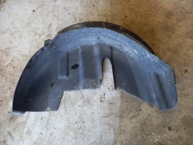 Подкалник заден десен Ситроен Ц2