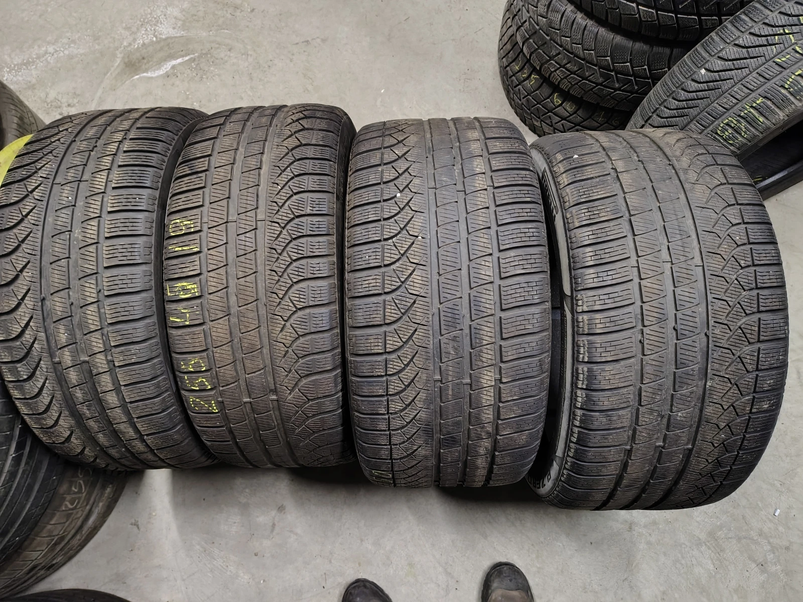 Гуми Зимни 255/45R19