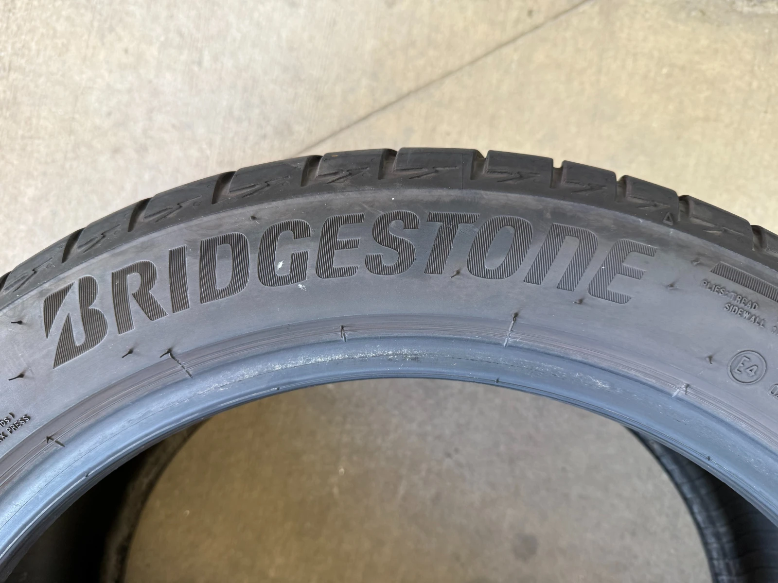 Гуми Летни 225/45R17, снимка 5 - Гуми и джанти - 54600605