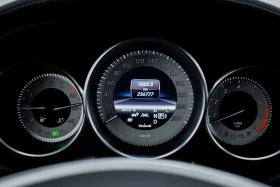 Mercedes-Benz CLS 500 AMG, KEYLESS, FULL, снимка 9