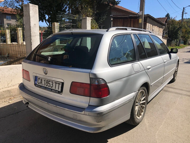 BMW 520, снимка 5 - Автомобили и джипове - 47117028