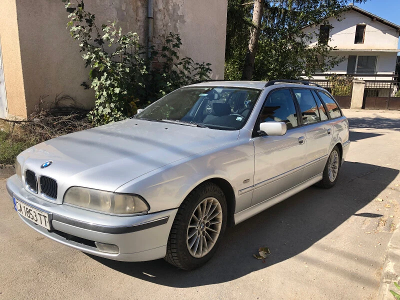 BMW 520, снимка 3 - Автомобили и джипове - 47117028