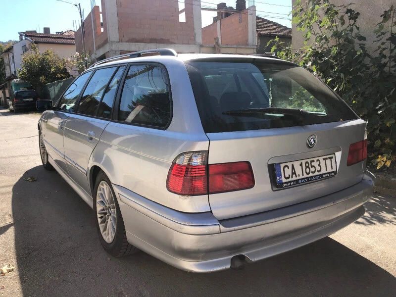 BMW 520, снимка 4 - Автомобили и джипове - 49174058