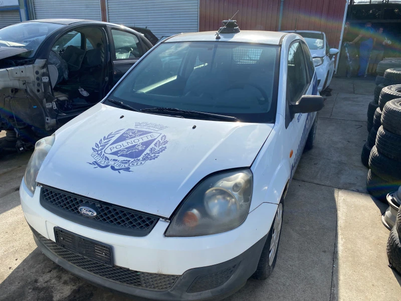 Ford Fiesta 1.4 tdci, снимка 2 - Автомобили и джипове - 42266155