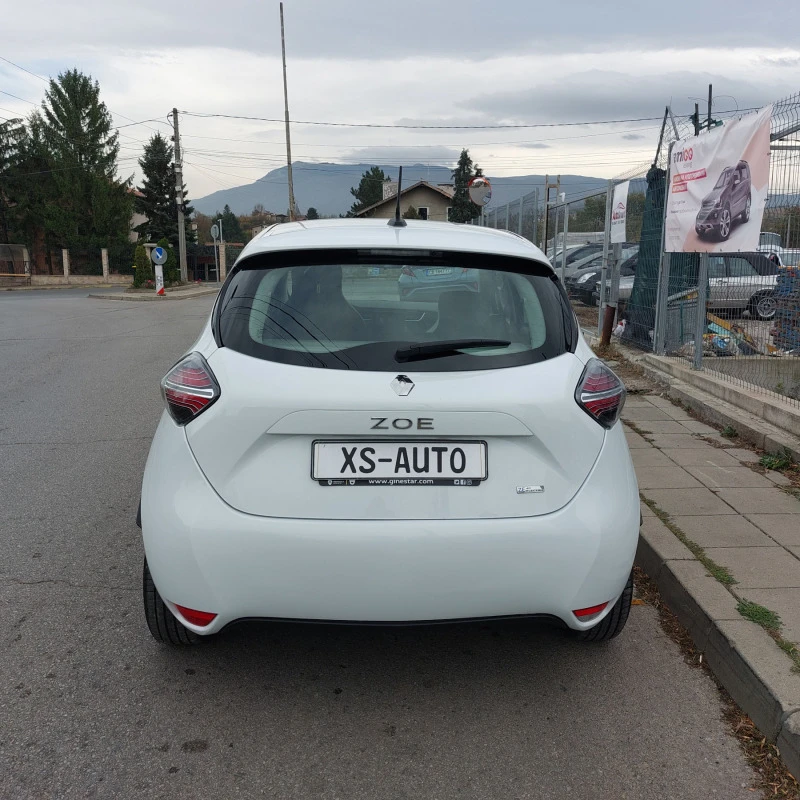 Renault Zoe, снимка 6 - Автомобили и джипове - 47891512