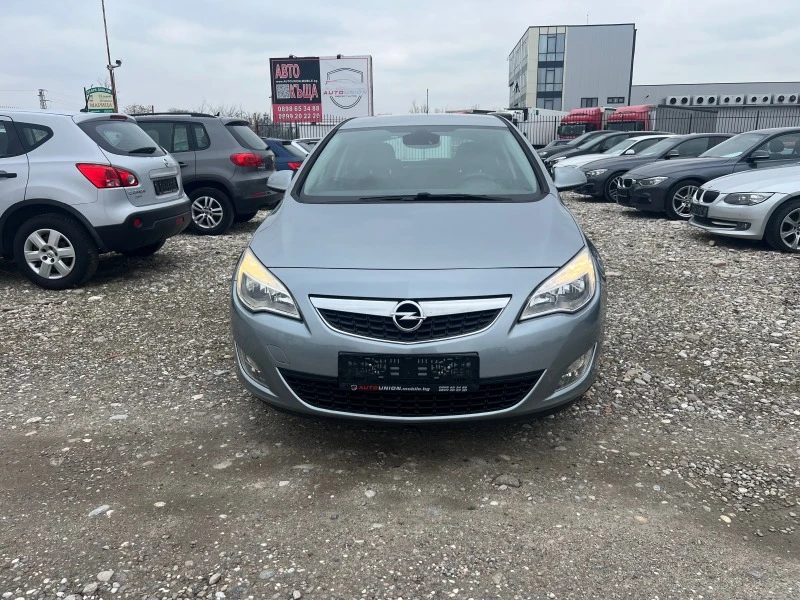 Opel Astra 1.4 , снимка 2 - Автомобили и джипове - 44708394