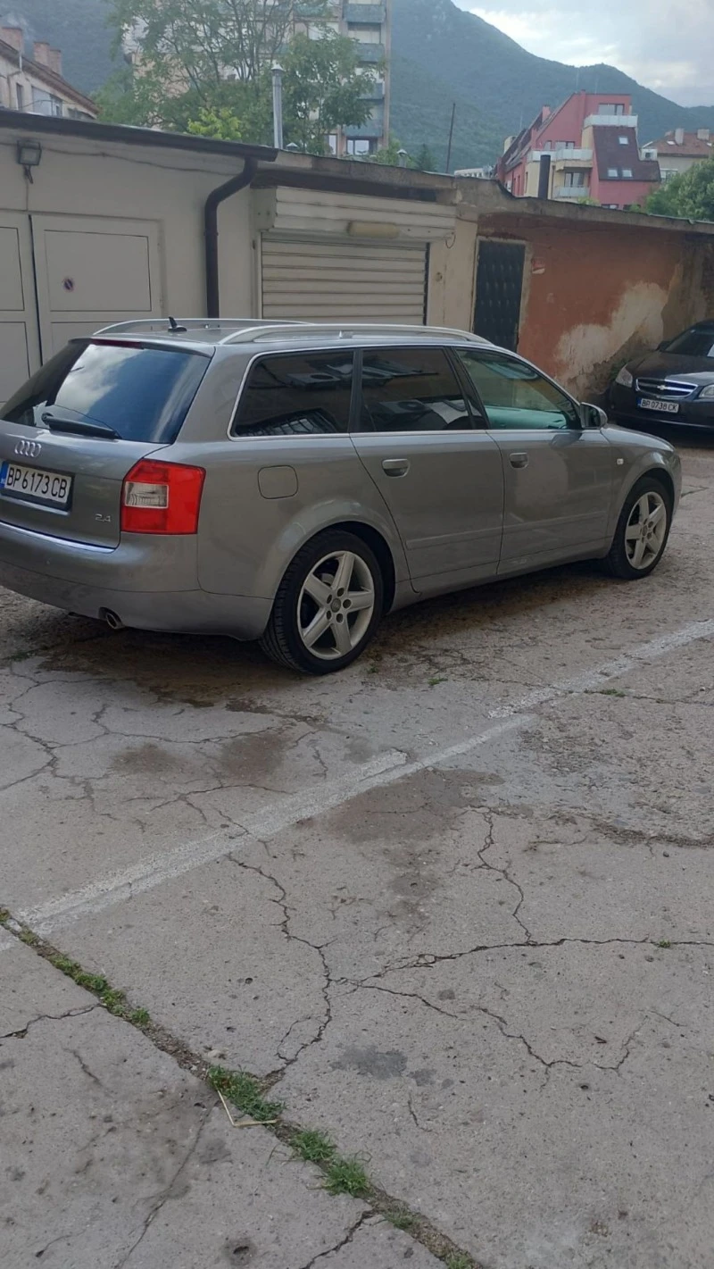 Audi A4 B6, снимка 3 - Автомобили и джипове - 46180779