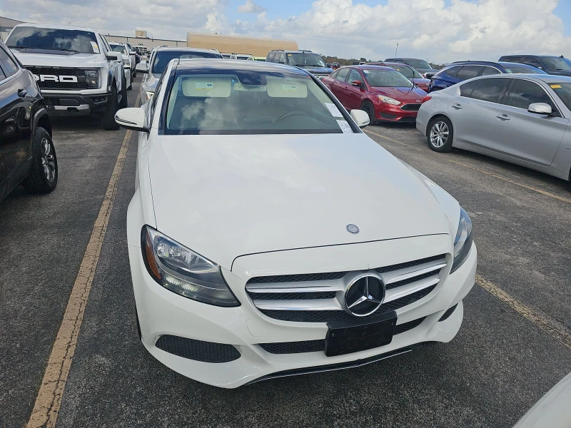 Mercedes-Benz C 300 keyless go* 4matic* pano* ambient* м.точка* камера, снимка 3 - Автомобили и джипове - 48418990