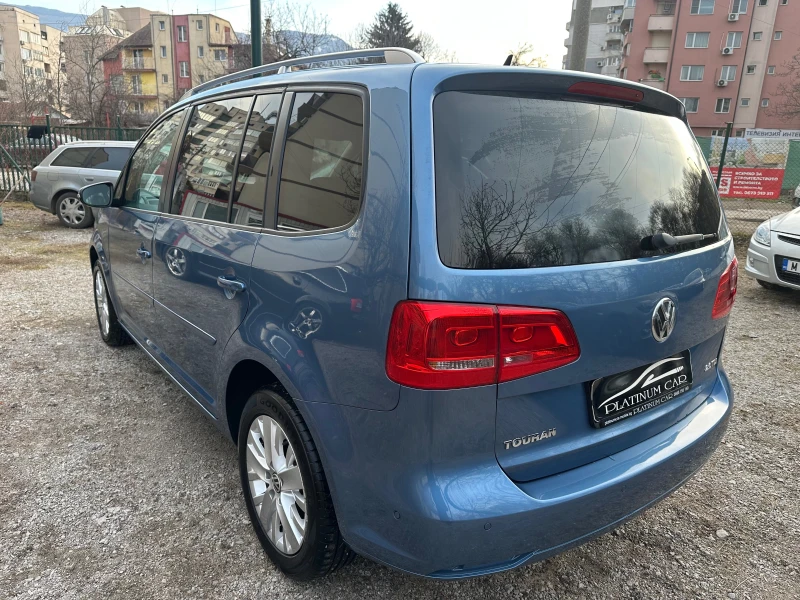 VW Touran 2.0-TDI- LIFE МОДЕЛ, снимка 4 - Автомобили и джипове - 49160318