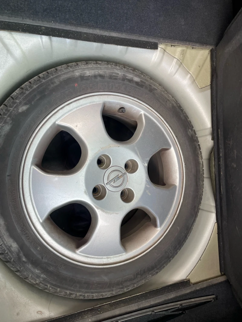 Opel Tigra, снимка 16 - Автомобили и джипове - 52627853