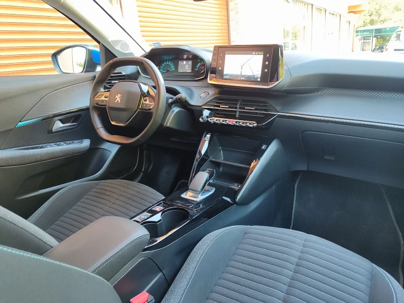 Peugeot 208 Е-208 Electric  New18000km, снимка 14 - Автомобили и джипове - 51601770