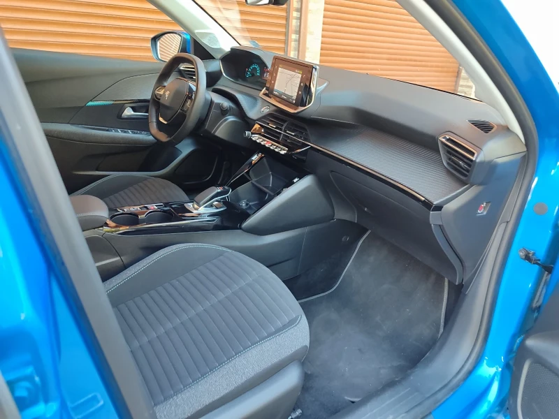 Peugeot 208 Е-208 Electric  New18000km, снимка 8 - Автомобили и джипове - 51601770