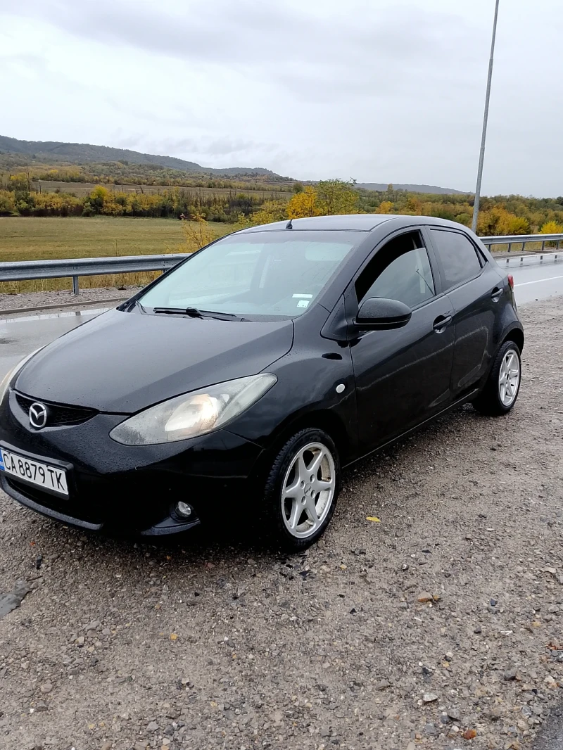 Mazda 2, снимка 2 - Автомобили и джипове - 52566833