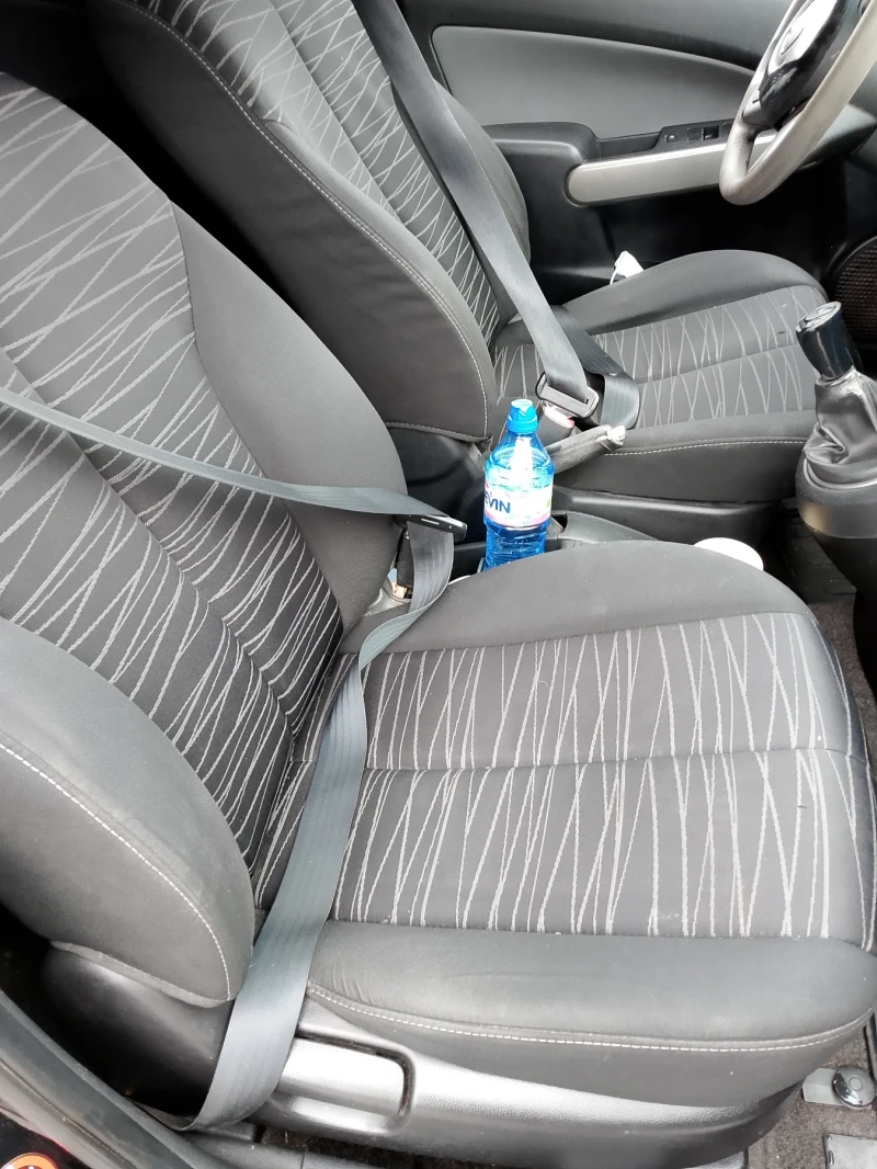 Mazda 2, снимка 4 - Автомобили и джипове - 52566833