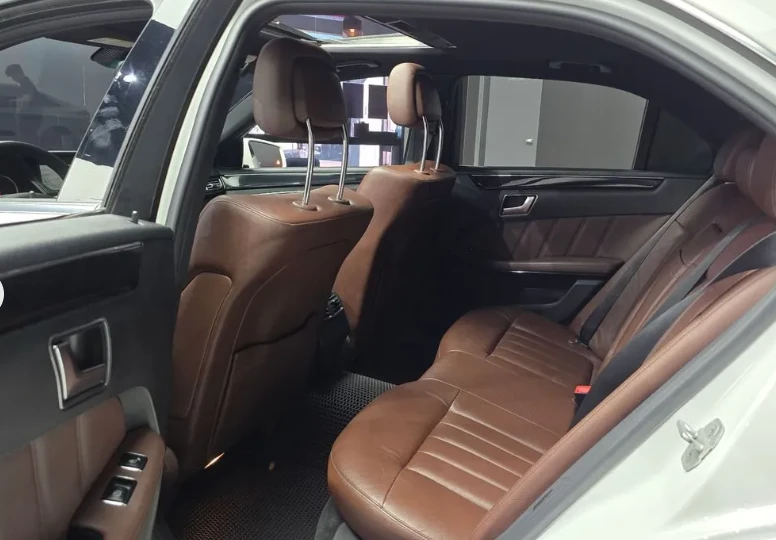 Mercedes-Benz E 220 Avantgarde - изображение 10