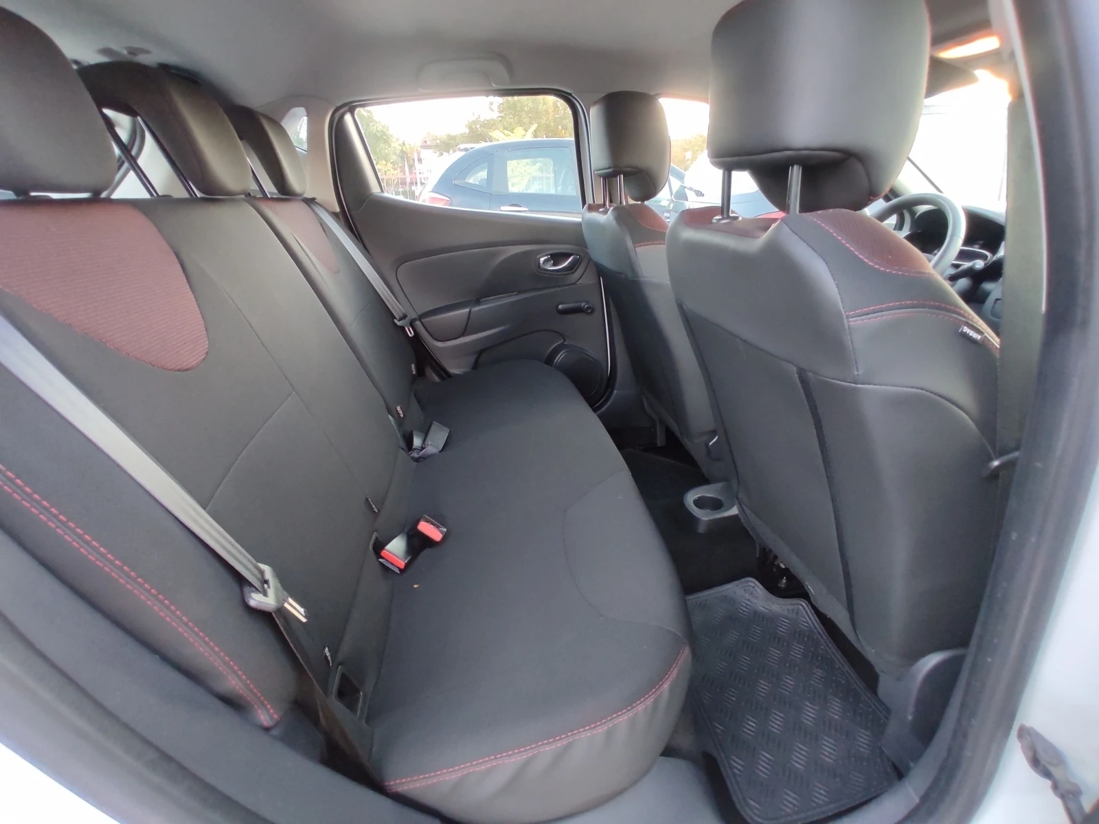 Renault Clio 1.5DCi/EURO 5B/90k.c | Mobile.bg — изображение 11