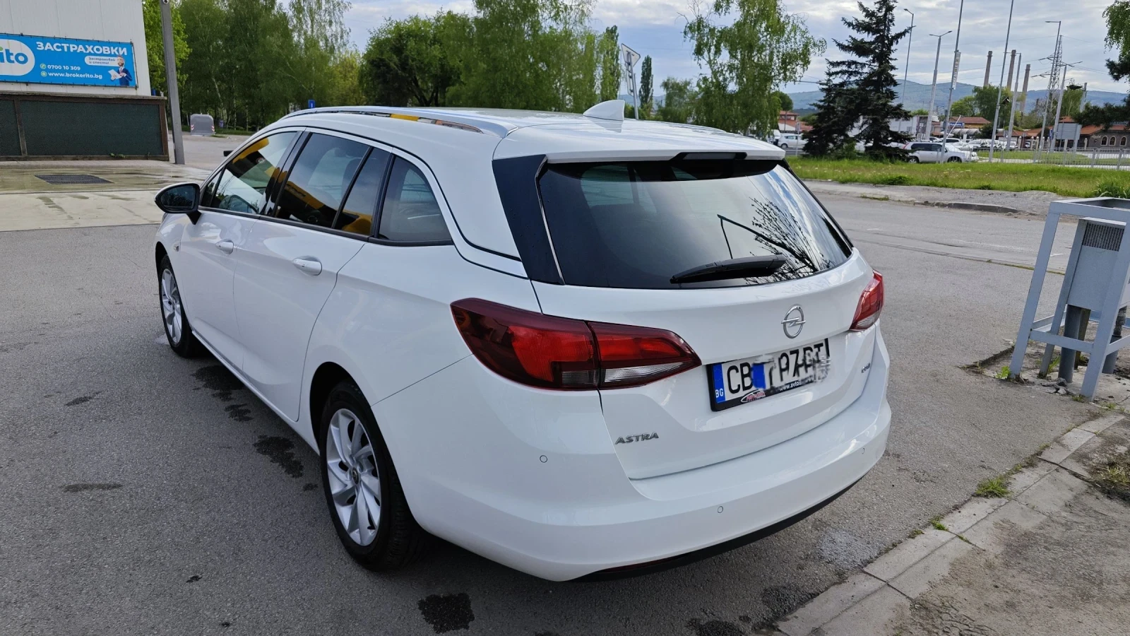 Opel Astra Sport Tourer  - изображение 3
