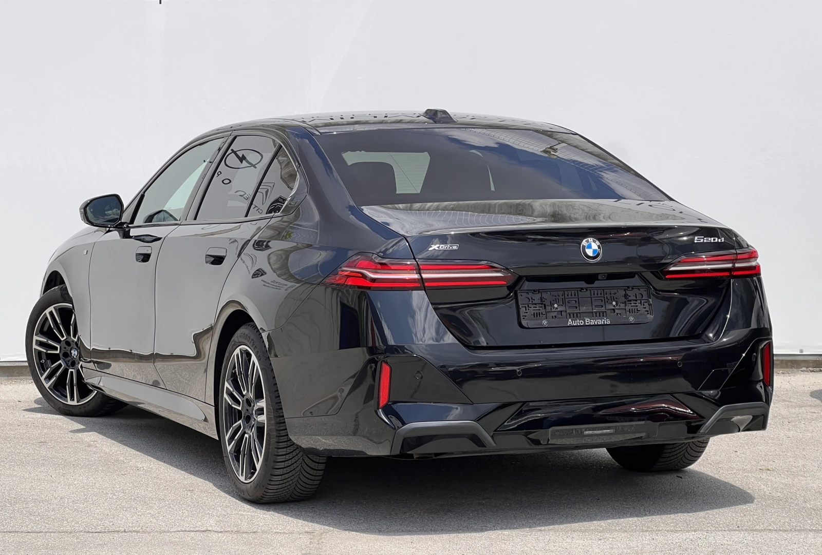 BMW 520 d xDrive - изображение 4