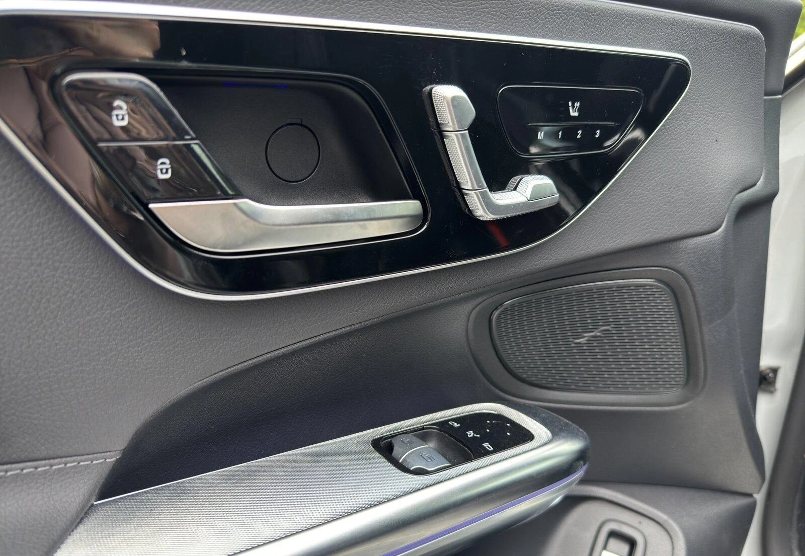 Mercedes-Benz CLE 200* 4M* AMG* PANO* MEMORY* DISTR* BURM* KEYLESS*  - изображение 7