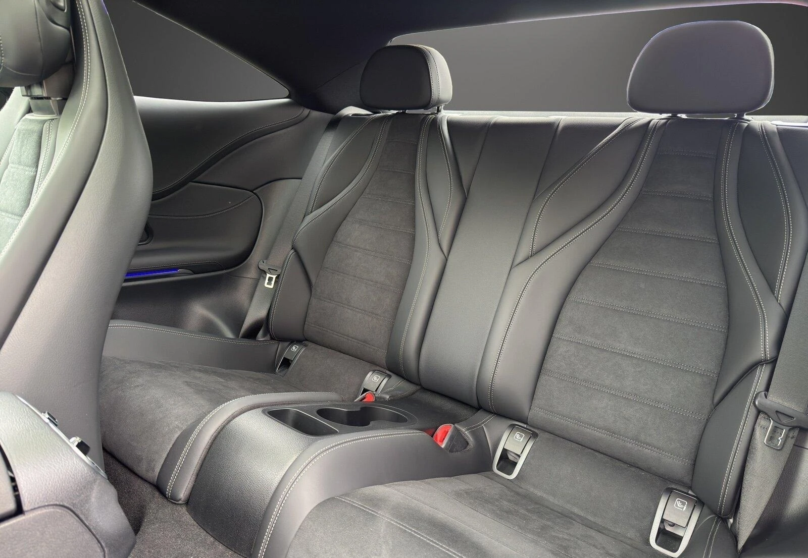 Mercedes-Benz CLE 200* 4M* AMG* PANO* MEMORY* DISTR* BURM* KEYLESS*  | Mobile.bg   11