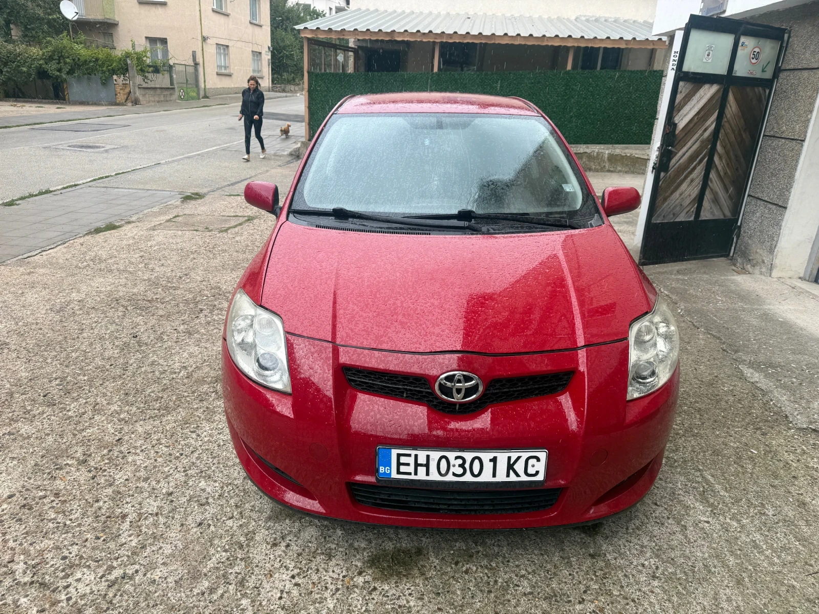Toyota Auris 1.4 D - изображение 3