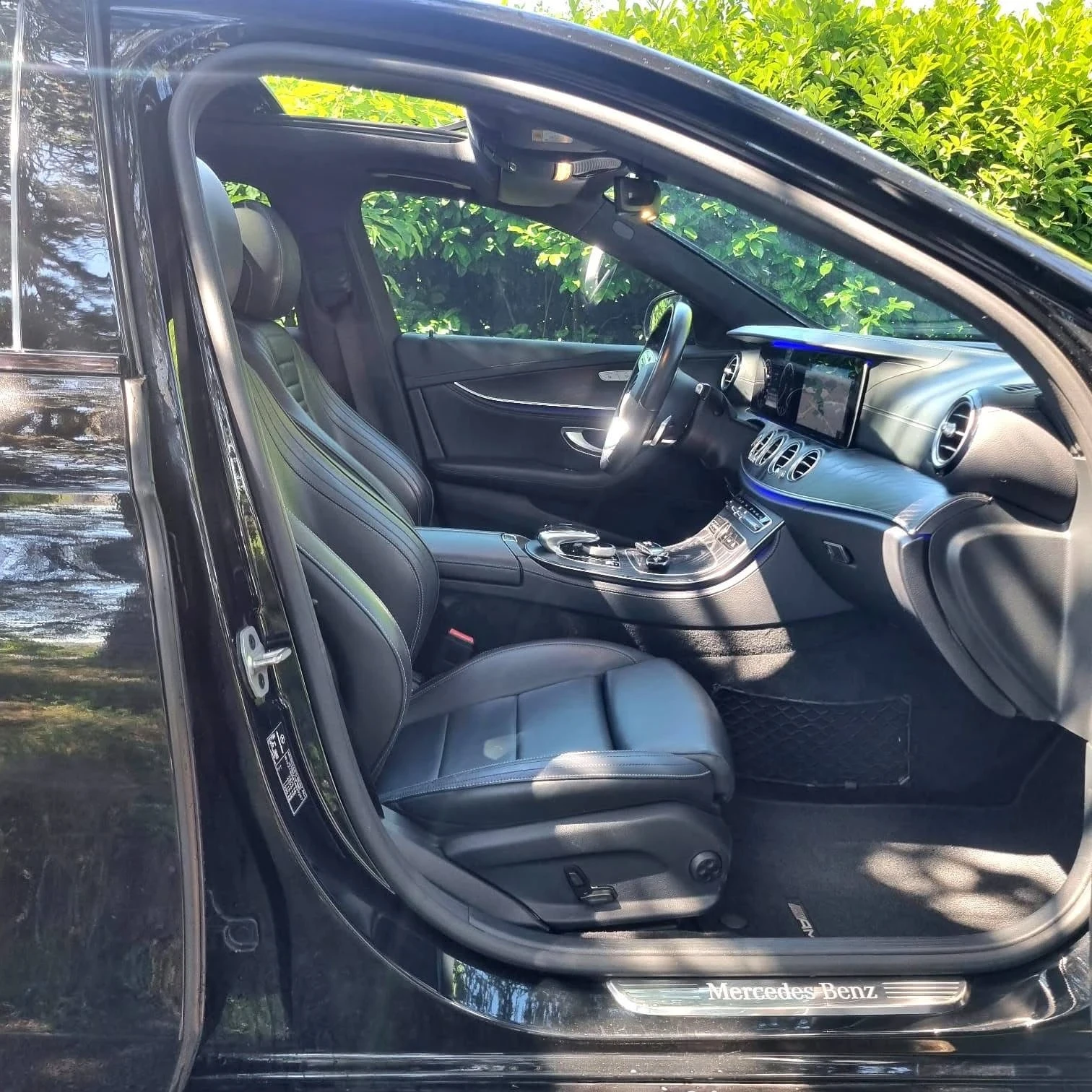 Mercedes-Benz E 220 D   FULL AMG LINE   100% | Mobile.bg   11