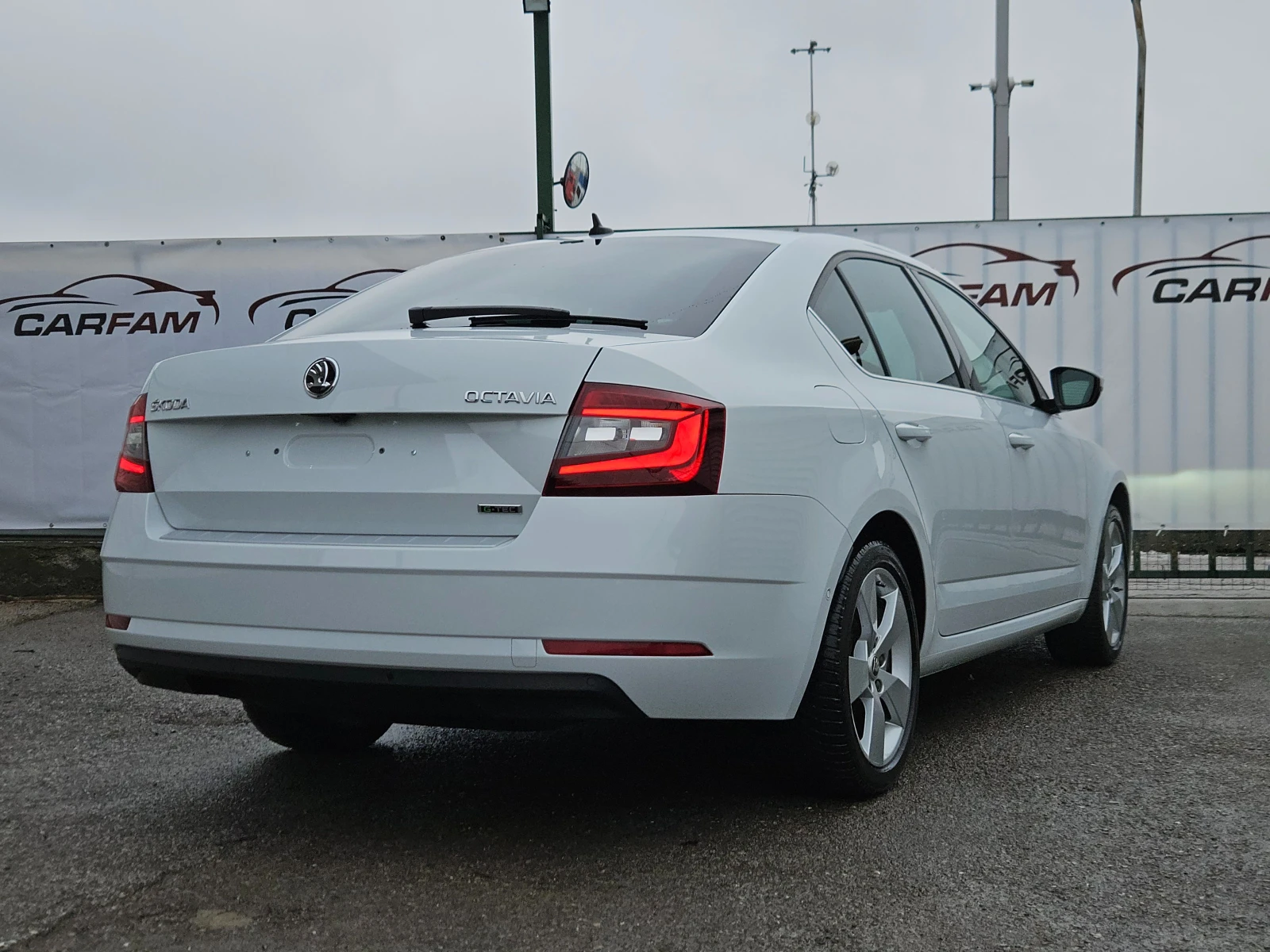 Skoda Octavia 1.4TSI/Style/G-Tec/LED/CARPLEY/ПОДГРЕВ/NAVI/БЛУТУТ - изображение 3