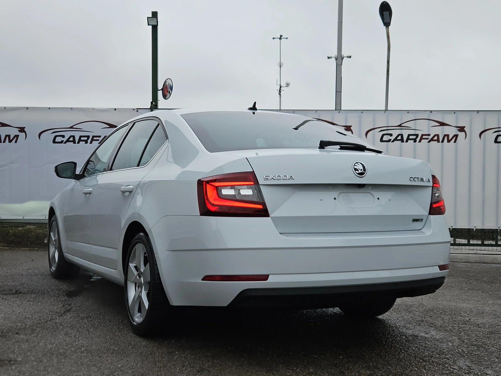 Skoda Octavia 1.4TSI/Style/G-Tec/LED/CARPLEY/ПОДГРЕВ/NAVI/БЛУТУТ - изображение 5