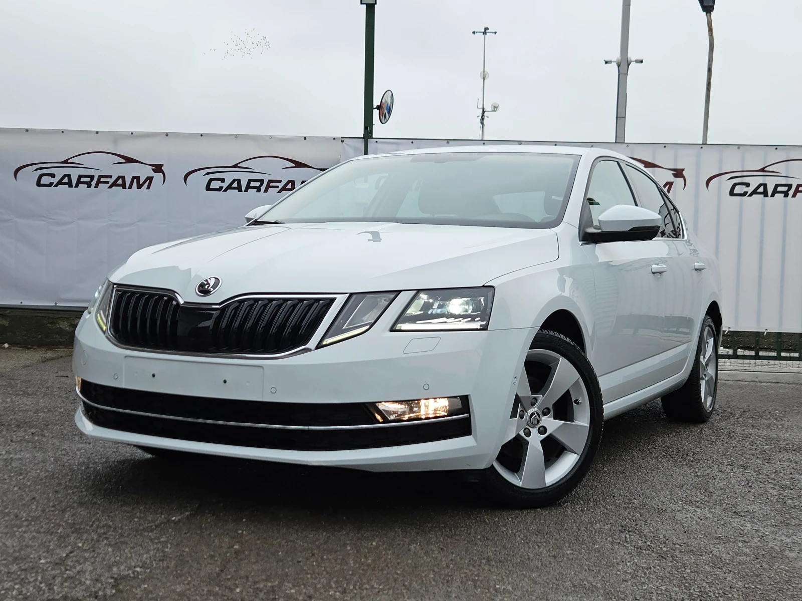 Skoda Octavia 1.4TSI/Style/G-Tec/LED/CARPLEY/ПОДГРЕВ/NAVI/БЛУТУТ - изображение 7